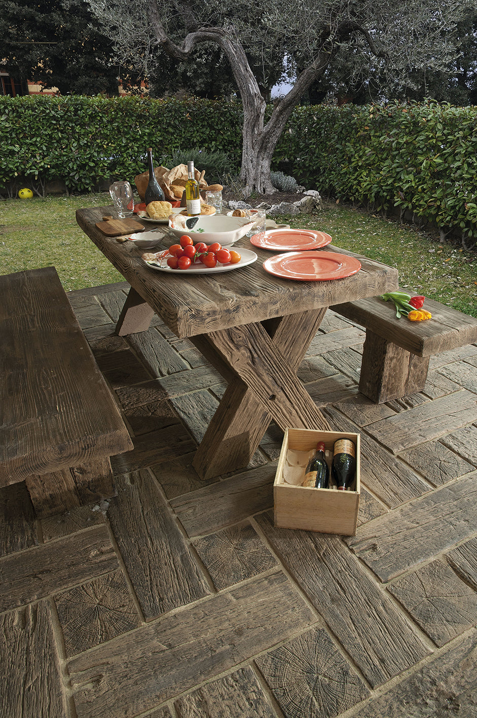 Versteinertes Holz - Sitzbank & Tisch